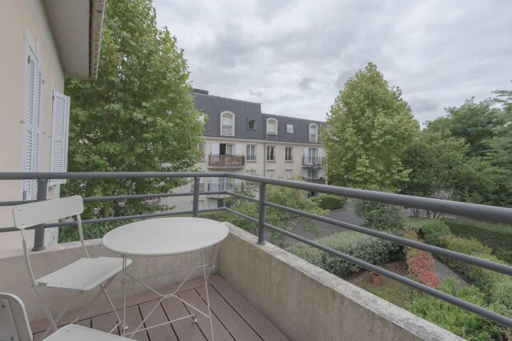 Family Disneyland Apartment Magny-le-Hongre Exterior photo